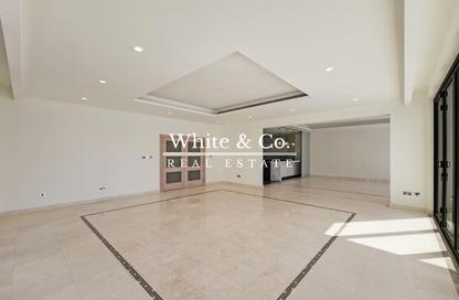 Villa - 5 Bedrooms - 6 Bathrooms for rent in Garden Homes Frond C - Garden Homes - Palm Jumeirah - Dubai