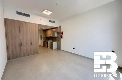 Apartment - Studio - 1 Bathroom for rent in Karimian 2 - Jumeirah Garden City - Al Satwa - Dubai