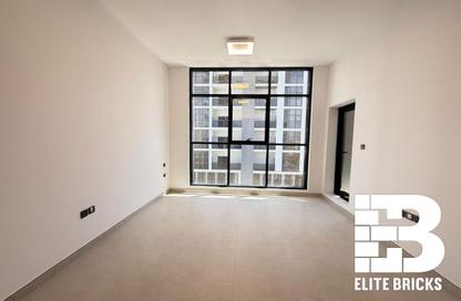 Apartment - Studio - 1 Bathroom for rent in Karimian 2 - Jumeirah Garden City - Al Satwa - Dubai