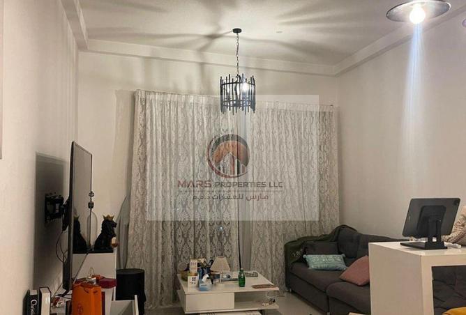 1br Apartment with Balcony in Northern Emirates