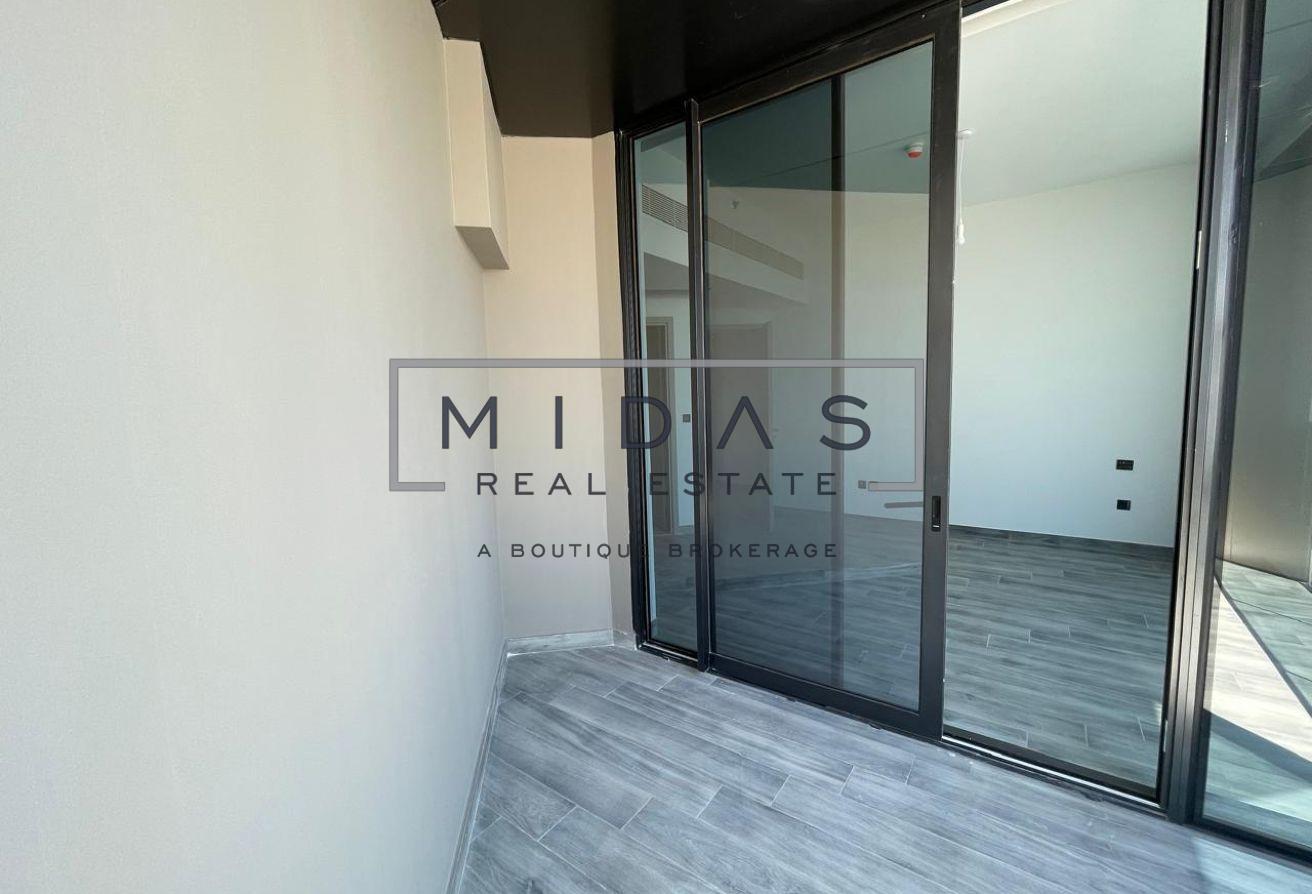 Great location | Brand New | Amazing Views photo 6