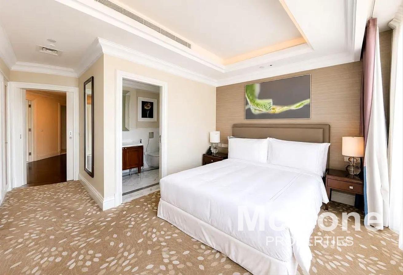 Burj View | Penthouse | Mall Access photo 10