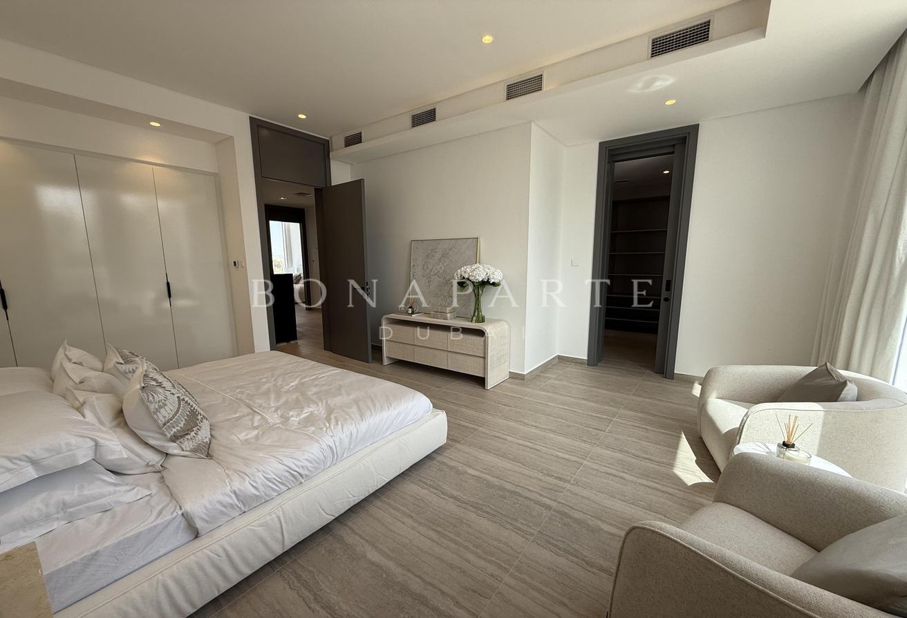 Type A Directly on Lagoon with Open View photo 7