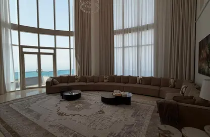 Apartment - 6 Bedrooms - 7 Bathrooms for sale in Blue Tower - Al Majaz 3 - Al Majaz - Sharjah
