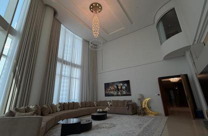 Apartment - 6 Bedrooms - 7 Bathrooms for sale in Blue Tower - Al Majaz 3 - Al Majaz - Sharjah