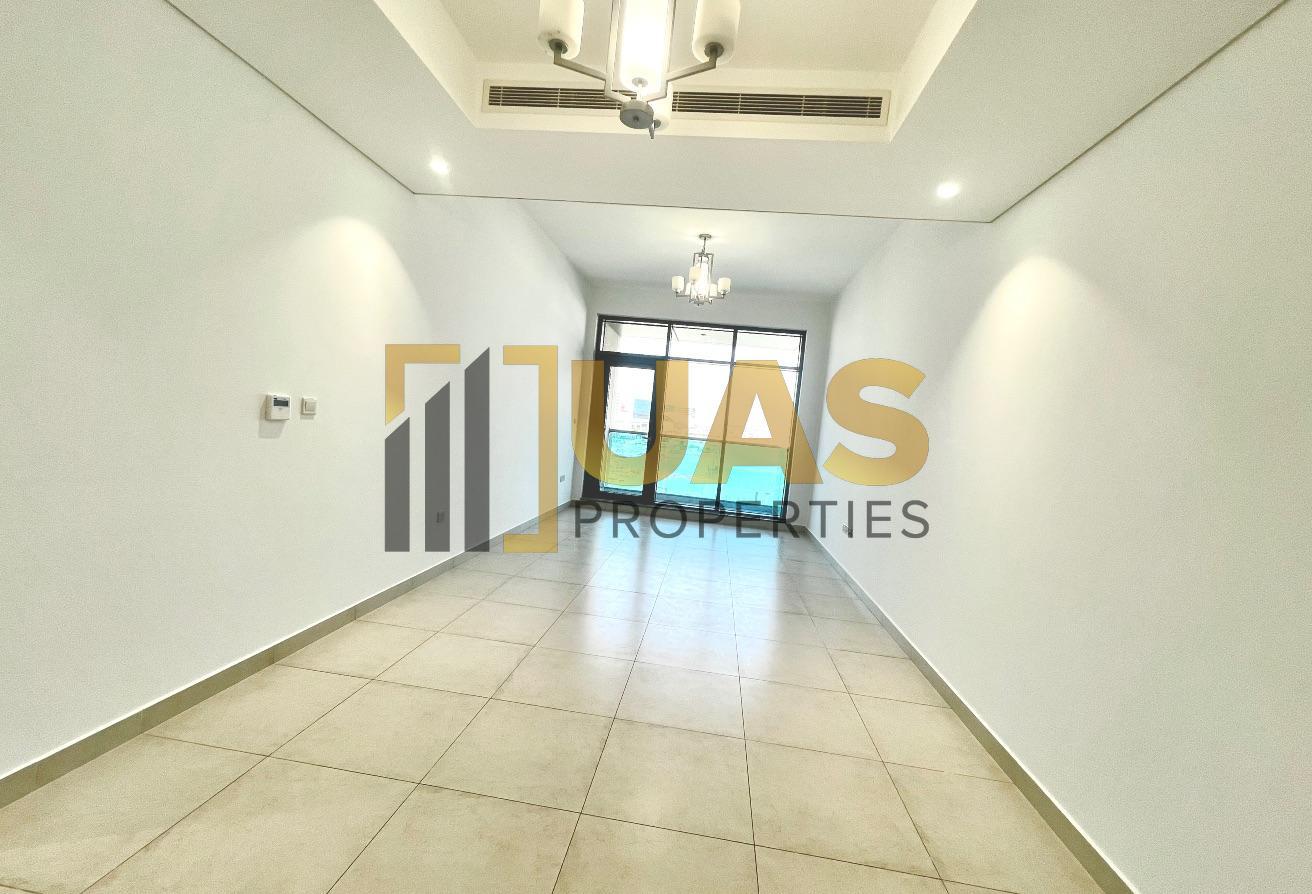 Spacious Huge 2-BR | Maids Room | Public Park | Cl photo 3