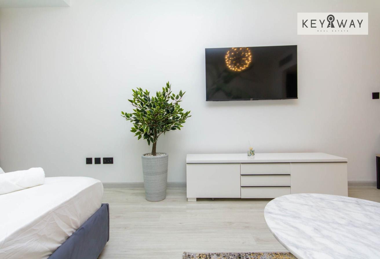 Modern Studio | Large Studio | Prime Location photo 7