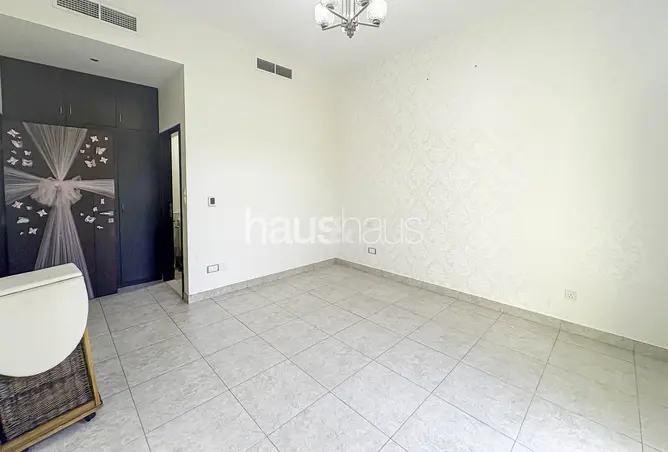 145992326 - Property Image 2