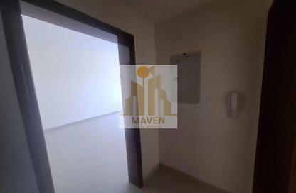 Apartment - 2 Bedrooms - 2 Bathrooms for rent in Shabiya 11 - Shabiya - Mussafah - Abu Dhabi