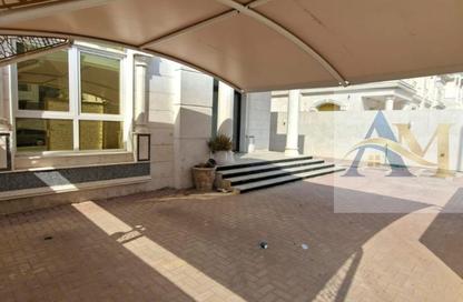 Villa - 5 - 7 for rent in Al Hooshi Villas - Hoshi - Al Badie - Sharjah Villa - 5 - 7 for rent in Al Hooshi Villas - Hoshi - Al Badie - Sharjah