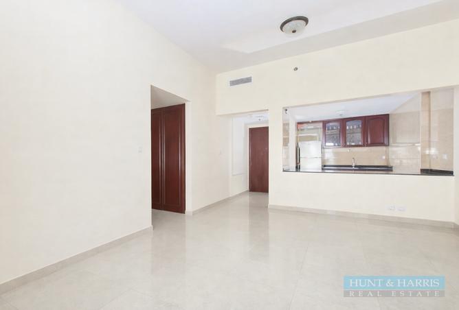 73851999 - Property Image 3