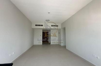 Apartment - 2 - 3 for rent in New Al Taawun Road - Al Taawun - Sharjah