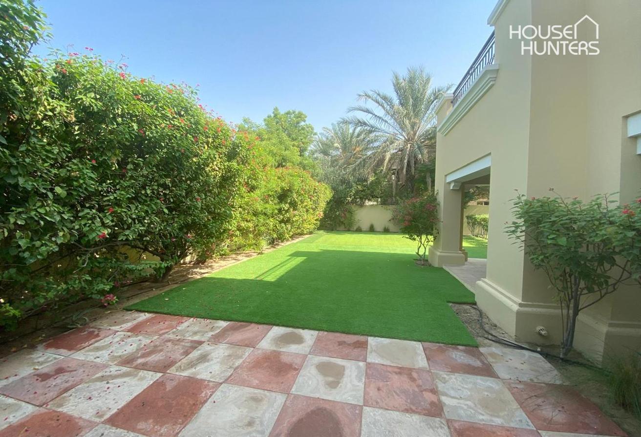 White kitchen | Available soon | Landscaped photo 18