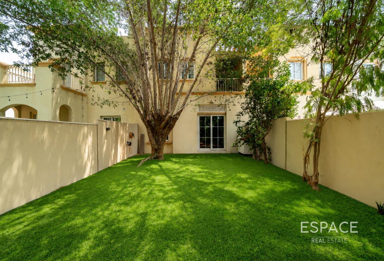 Good Location | 4M | Springs 12 photo 15