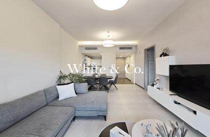 Apartment - 1 Bedroom - 2 Bathrooms for sale in SOL Bay - Business Bay - Dubai
