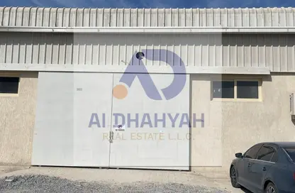 مستودع - استوديو - 1 حمام للايجار في المنطقة الصناعية رقم 12 - المنطقة الصناعية بالشارقة - الشارقة