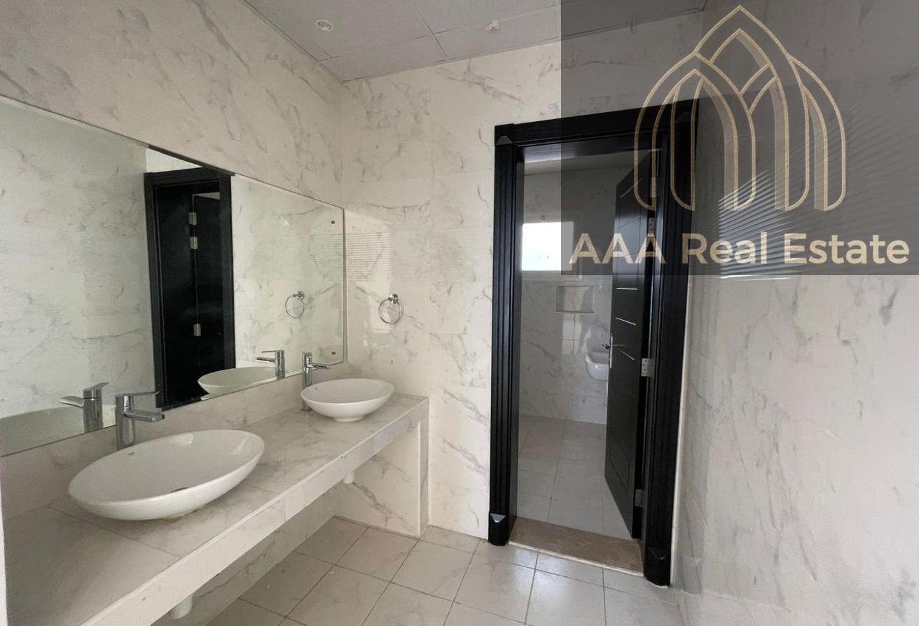 MODERN STYLE | LUXURY VILLA | SERVICE BLOCK photo 5