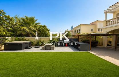 Villa - 2 Bedrooms - 3 Bathrooms for rent in District 8 - Jumeirah Village Triangle - Dubai
