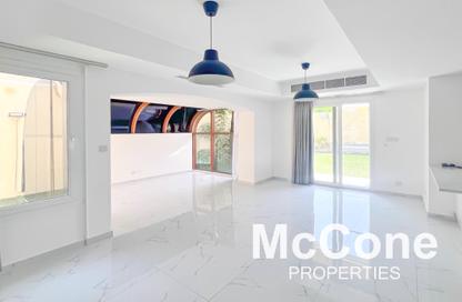 Townhouse - 3 - 3 for rent in Springs 5 - The Springs - Dubai