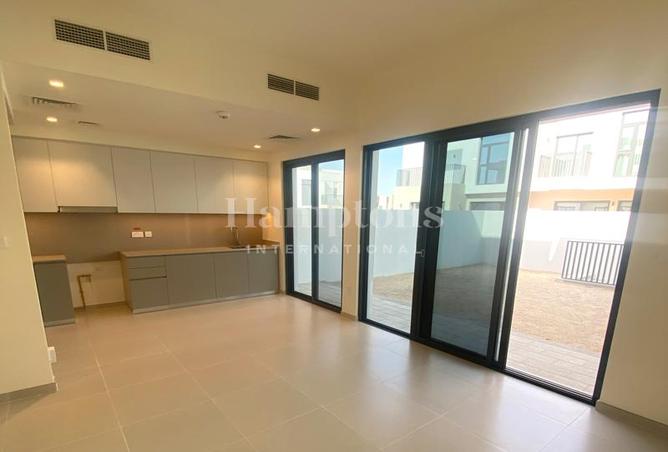 56956262 - Property Image 2