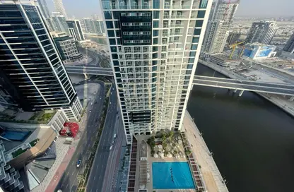 Apartment - 1 Bathroom for sale in Damac Maison Prive A - Damac Maison Prive - Business Bay - Dubai