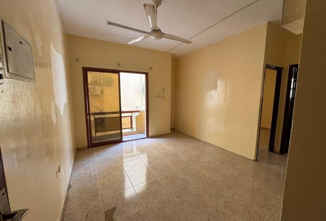 54458199 - Property Main Image