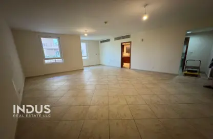 شقة - 3 غرف نوم - 4 حمامات للايجار في 1 دير الهلال - دير الهلال - موتور سيتي - دبي