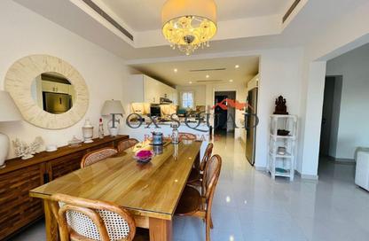 Villa - 3 Bedrooms - 4 Bathrooms for rent in Springs 2 - The Springs - Dubai