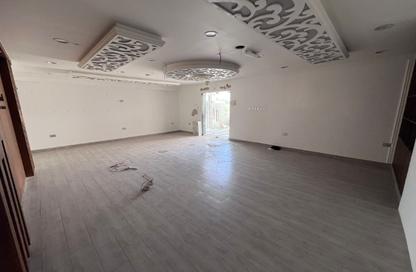 Villa - 7+ Bedrooms - 6 Bathrooms for rent in Al Jurf 2 - Al Jurf - Ajman Downtown - Ajman