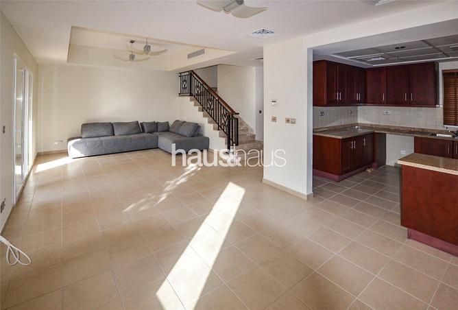 110966633 - Property Image 3