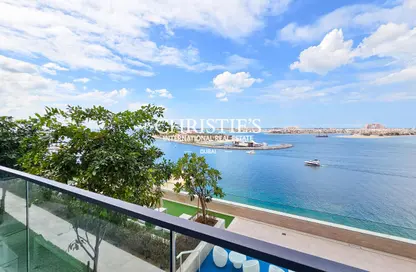 Apartment - 2 Bedrooms - 2 Bathrooms for sale in Beach Vista Tower 1 - Beach Vista - EMAAR Beachfront - Dubai Harbour - Dubai