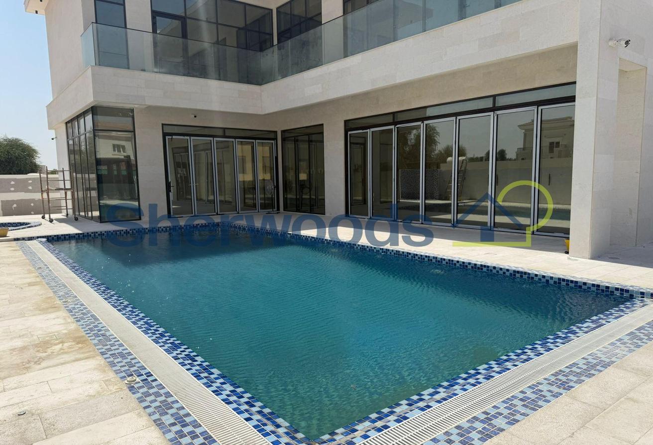 VIP Area Upgraded Mansion | Next to Top Farms photo 3