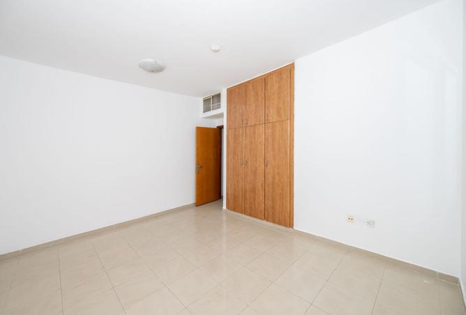 81928000 - صورة العقار 3