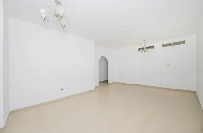 شقة - غرفة نوم - 1 حمام للايجار في مبنى الفيحاء - شارع التعاون - التعاون - الشارقة