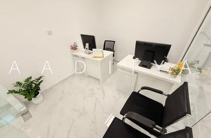 Office Space - Studio - 1 for rent in Fatima Mohammad Ahmad Bin Suleiman Building - Al Raffa - Bur Dubai - Dubai