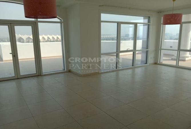 56947913 - Property Image 2