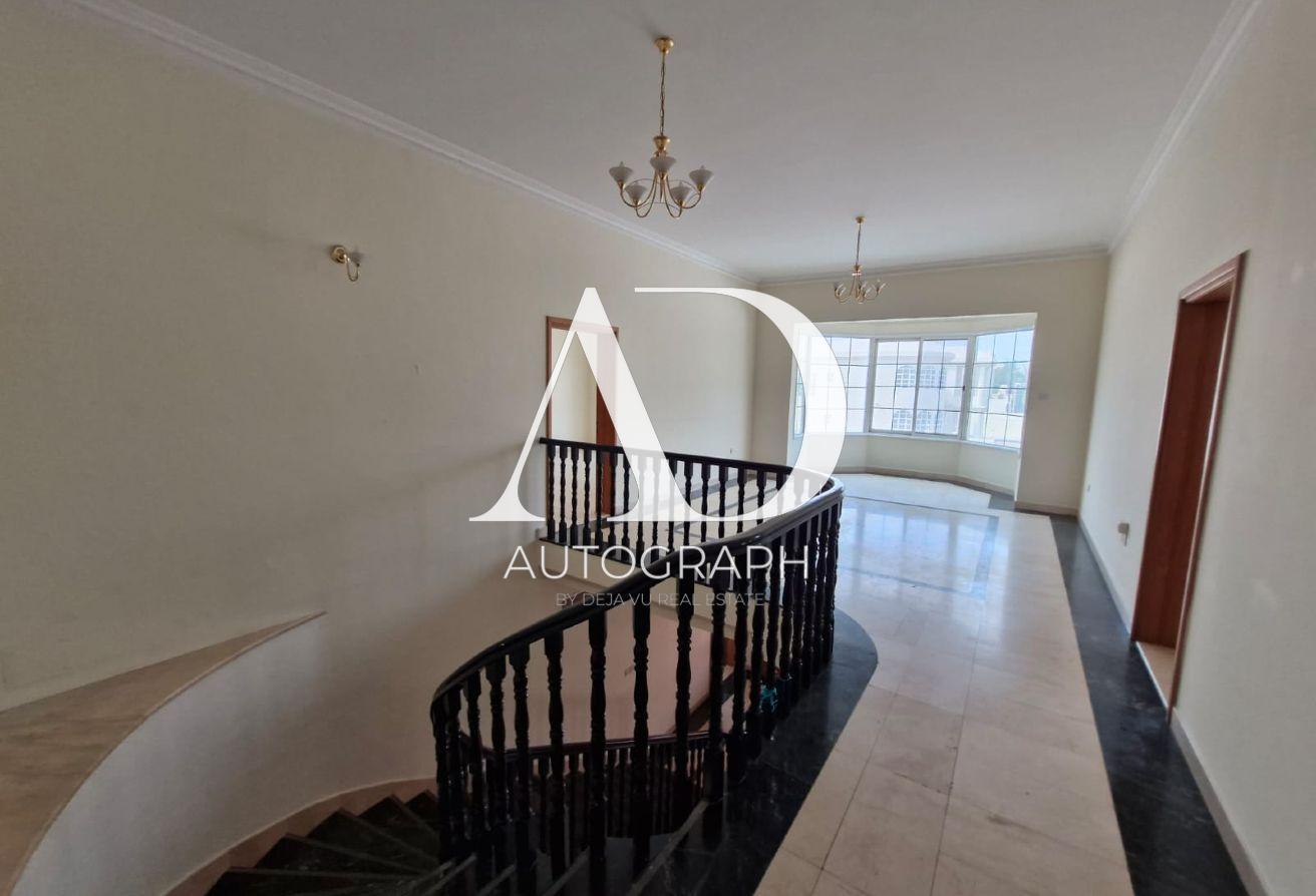 Independent Villa | 5 Bed | Private poo | Garden photo 6