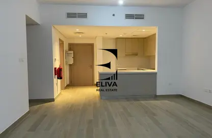 Apartment - 1 Bedroom - 1 Bathroom for rent in Waters Edge - Yas Island - Abu Dhabi