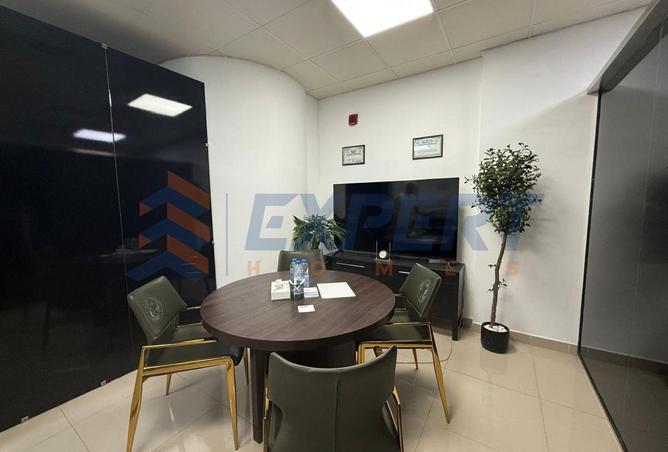 76563080 - Property Main Image