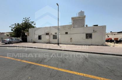 Villa - 2 Bedrooms - 2 Bathrooms for sale in Al Satwa - Dubai Villa - 2 Bedrooms - 2 Bathrooms for sale in Al Satwa - Dubai