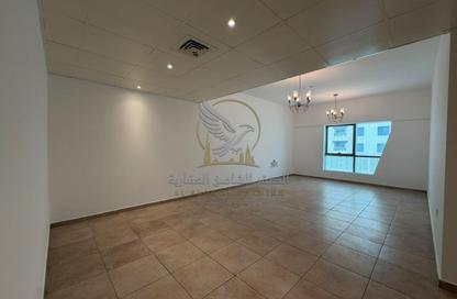 Apartment - 2 - 2 for rent in Al Yasmin Tower - Al Majaz - Sharjah