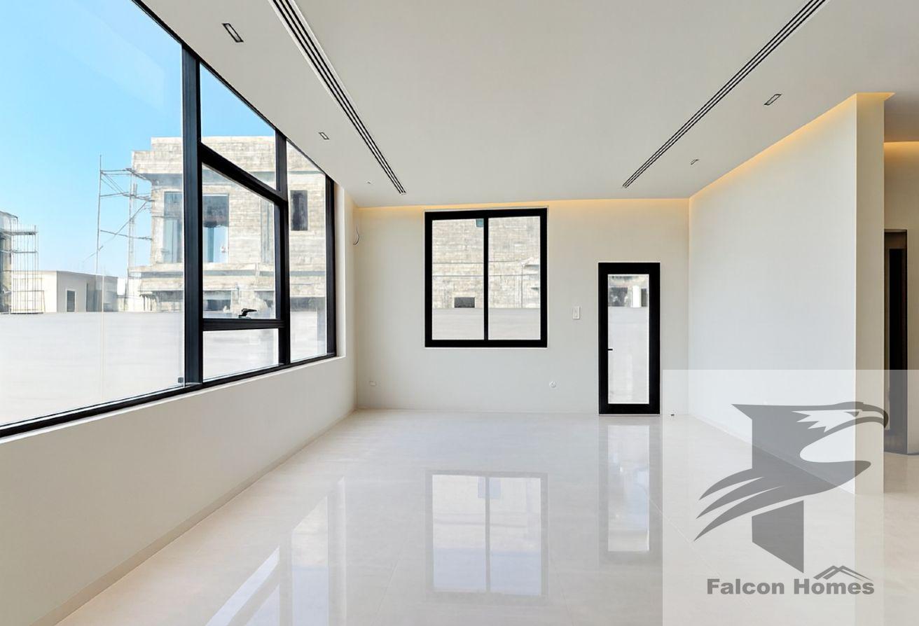 Bright House | Spacious 5BR Villa + Maid’s Room photo 3
