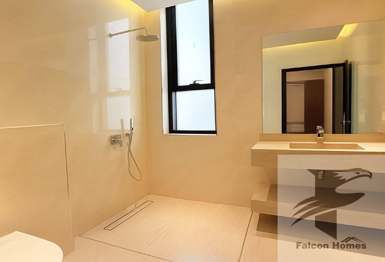 Bright House | Spacious 5BR Villa + Maid’s Room photo 23
