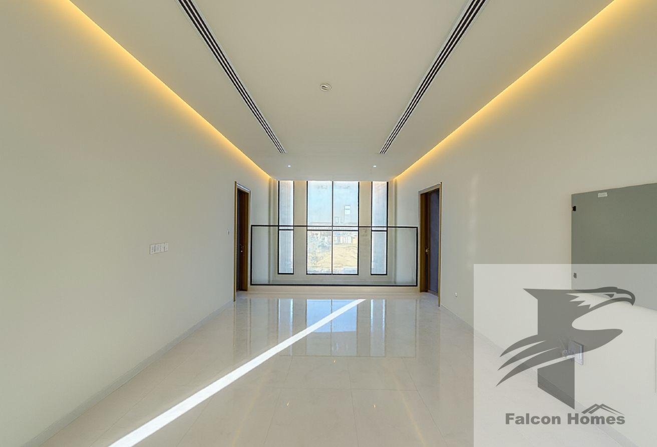 Bright House | Spacious 5BR Villa + Maid’s Room photo 14