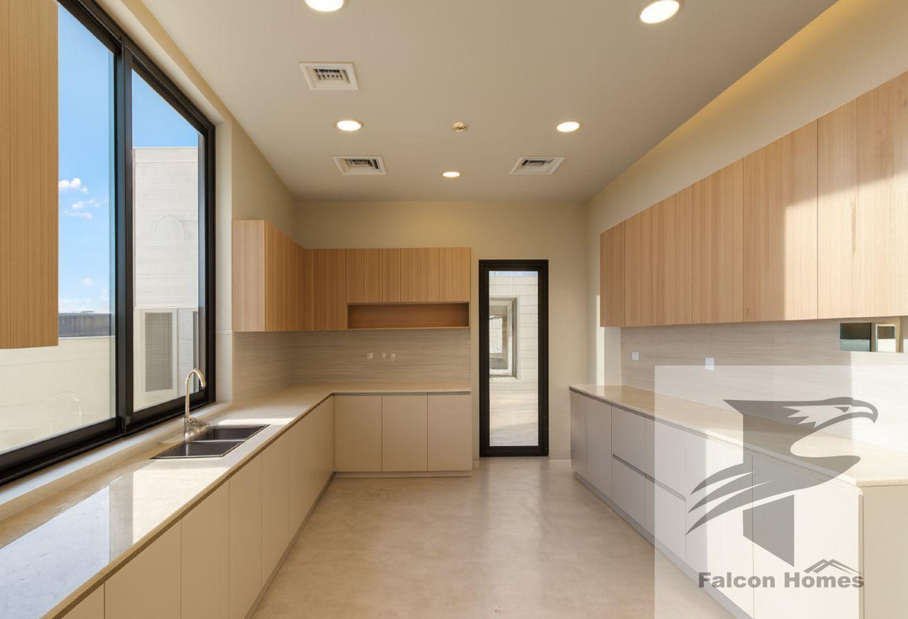 Bright House | Spacious 5BR Villa + Maid’s Room photo 9