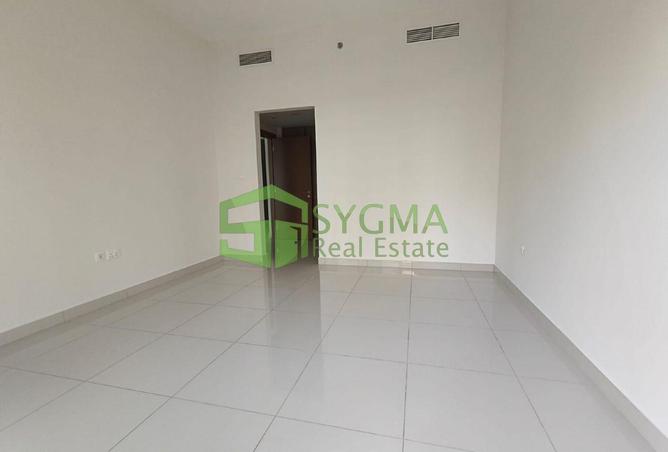 76004079 - Property Image 3