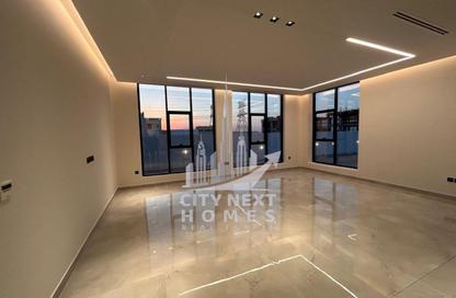 Villa - 4 - 6 for rent in Al Aweer 1 - Al Aweer - Dubai
