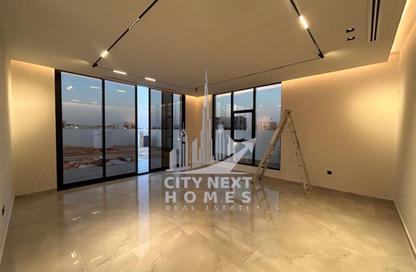 Villa - 4 - 6 for rent in Al Aweer 1 - Al Aweer - Dubai Villa - 4 - 6 for rent in Al Aweer 1 - Al Aweer - Dubai