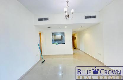Apartment - 1 - 2 for rent in May Residence 4 - May Residence - District 10 - Jumeirah Village Circle - Dubai