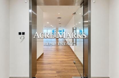 Office Space - Studio - 2 for rent in One Lake Plaza - JLT Cluster T - Jumeirah Lake Towers - Dubai